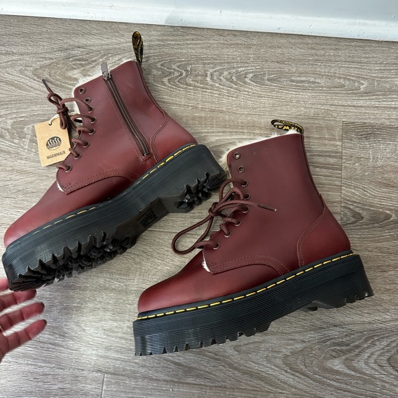 Dr. Martens Jadon Faux Fur Lined Platform‎ Boots Brown NWT 8 - Picture 10 of 13